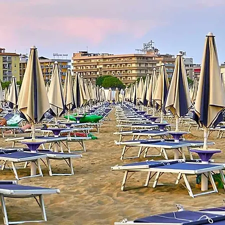 Warm Near The - Beahost Apartament Bibione